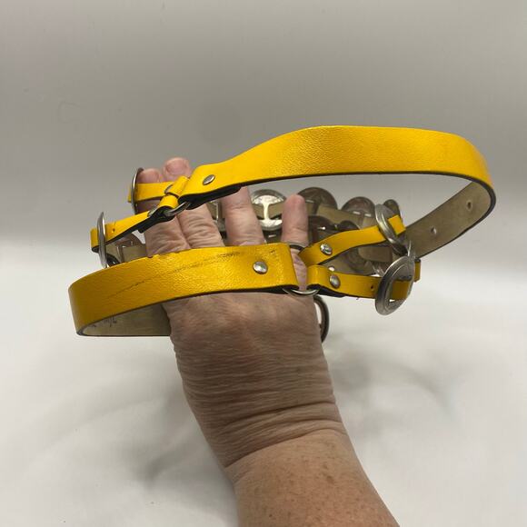 Vintage Yellow Leather Concho Belt Western Boho Festival Silver Tone M/L USA - Picture 4 of 6